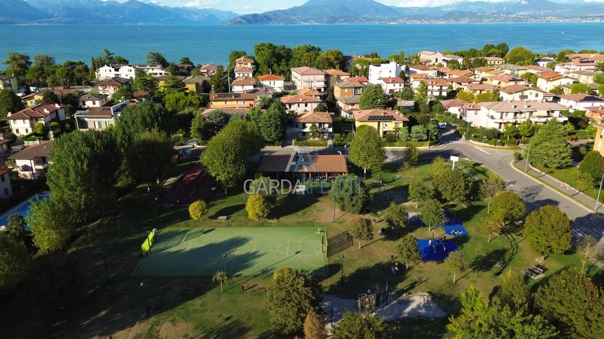 Anubi Apt-5 Min Dal Lago Di Garda-Giardino Privato Sirmione 0*,